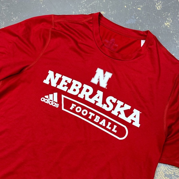 Adidas Nebraska Cornhuskers Football Shirt Medium NCAA Big Red EA1128 University - Picture 3 of 7